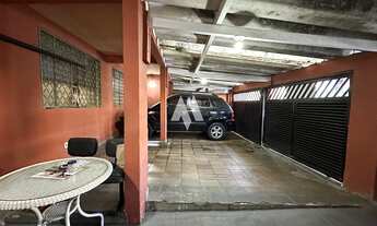 Imagem 2: Casa com 4 quartos e 6 banheiros à Venda, 347 m² por R$ 1.100.000