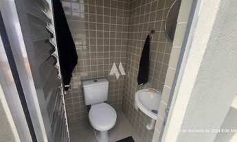 Imagem 7: Viva com Conforto e Estilo em um Sobrado de Três Andares!