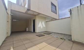 Imagem 3: Sobrado Triplex , Recém Construído, 2 suítes , 2 vagas de garagem , Quintal e no Valor jus