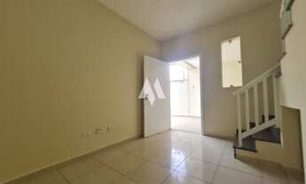 Imagem 6: Sobrado Triplex , Recém Construído, 2 suítes , 2 vagas de garagem , Quintal e no Valor jus