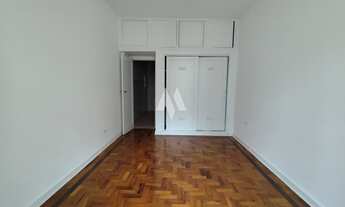 Imagem 2: Apartamento à venda com 1 dormitório + sala integrada a 2 quadras da praia no bairro Boque