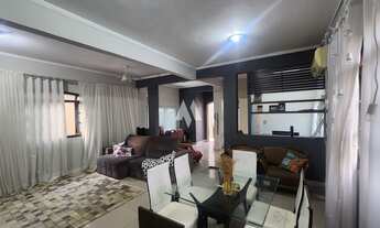 Imagem: Casa Duplex na Vila São Jorge, São Vicente