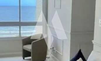 Imagem: Apartamento frente mar reformado com 2 dormitórios