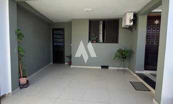 Imagem: Casa geminada com churrasqueira em São