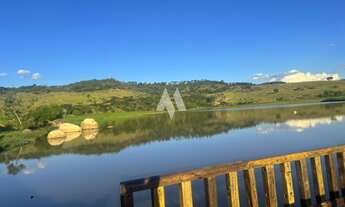 Imagem: Casa à Venda em Condomínio Figueira Garden