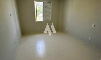 Imagem 4: Sobrado à venda com 2 dormitórios e quintal no bairro do Macuco em Santos/SP