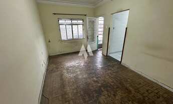 Imagem: Sobrado à venda com 2 dormitórios e quintal