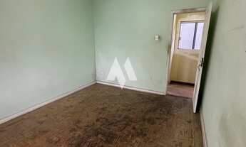 Imagem 5: Sobrado à venda com 2 dormitórios e quintal no bairro do Macuco em Santos/SP