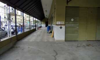 Imagem: Loja com 350m2 para alugar em avenida movimentada