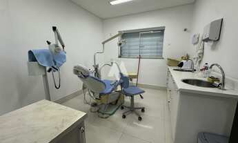 Imagem 6: Sobrado para locação com 7 dormitórios e estrutura para consultório no Embaré em Santos/SP