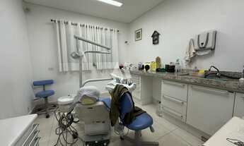 Imagem 7: Sobrado para locação com 7 dormitórios e estrutura para consultório no Embaré em Santos/SP