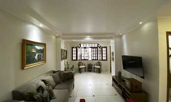 Imagem 2: Sobrado com 03 dormtorios sendo 01 suite no Gonzaga em Santos