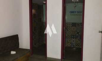 Imagem 5: Loja comercial, excelente localização, amplo espaço com área total de 550,00m² para locaçã