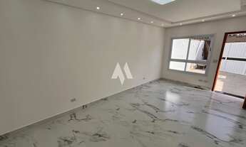 Imagem 2: Casa à venda com 2 dormitórios e excelente localização totalmente reformada no bairro Apar