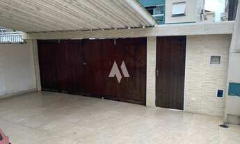 Imagem 2: Sobrado 100% Reformado, 168m², 3 Dormitórios sendo 2 suítes , 2 vagas de garagem e no bair