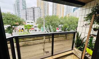 Imagem 3: Apartamento à venda com 3 dormitórios e amplo espaço na Vila Belmiro em Santos/SP