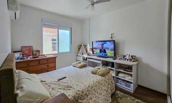 Imagem 7: Apartamento com 2 dormitórios, sendo 1 suíte e dependência completa a 1/2 quadra da praia