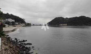 Imagem 3: Casa Padrão à venda com 6 dormitórios pé na areia no Parque Prainha em São Vicente/SP