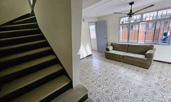 Imagem 7: Raridade em Santos - Sobrado na quadra da praia do Embaré!