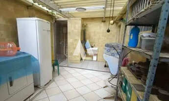 Imagem 6: Casa na quadra da praia na Ponta da Praia em Santos