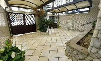 Imagem 2: Casa na quadra da praia na Ponta da Praia em Santos