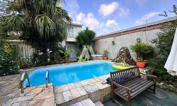 Imagem: Casa com piscina á venda Guarujá/Sp