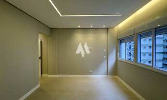 Imagem 3: Apartamento reformado à venda com 3 suítes, na quadra da praia no bairro do Gonzaga em San