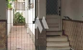 Imagem 4: Casa com ótima localização na Avenida Afonso Pena com 03 Quartos + edícula á venda em Sant