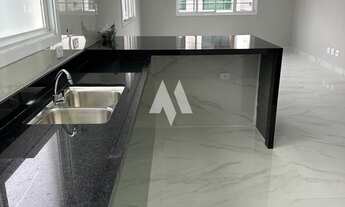 Imagem 4: Casa Sobreposta com 3 dormitórios e 3 suítes com piscina - Boqueirão / Santos