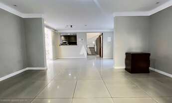 Imagem 4: Casa à venda com 3 dormitórios a menos de 200 metros da praia do Gonzaguinha em São Vicent