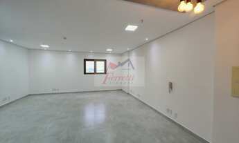 Imagem 2: Sala comercial com 45 m² pronta para trabalhar Em edifício em Valongo, Santos/SP