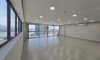 Imagem 3: Sala Comercial com 92,93m² pronta para trabalhar em Valongo, Santos/SP