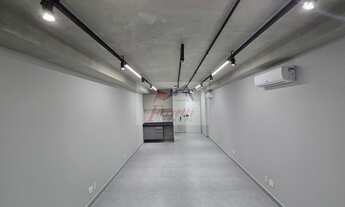 Imagem 4: Sala comercial com 42,14 m², pronta para trabalhar Em edifício no Valongo, Santos/SP