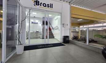 Imagem: Prédio Comercial com 1000 m² em ao lado