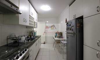 Imagem 6: Apartamento com 2 dormitórios na quadra da praia à venda no bairro José Menino - Santos/SP