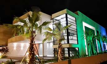 Imagem 3: Casa com 8 suítes finamente decorada, automatizada e climatizada