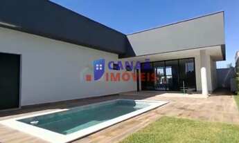 Imagem: Casa com 3 suites, piscina aquecida