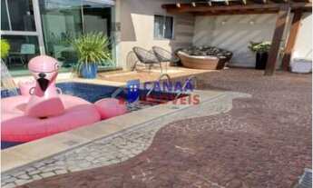 Imagem 1: Casa com 4 quartos, piscina com cascata, Ar condicionado