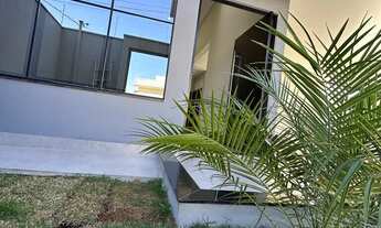 Imagem 2: Casa à venda no bairro Parque do Sabiá - Patos de Minas/MG