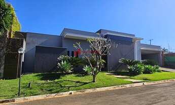 Imagem: Casa térrea com 2 suítes em condomínio