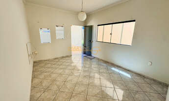 Imagem 4: Casa à venda no bairro Goiás - Araguari/MG