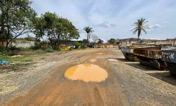 Imagem: Terreno à venda no bairro Goiás - Araguari/MG
