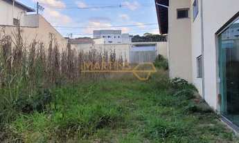 Imagem 5: Casa à venda no bairro Bosque - Araguari/MG