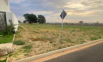 Imagem: Terreno à venda no bairro AvanGarden