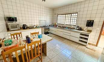 Imagem 4: Casa à venda no bairro Bosque - Araguari/MG