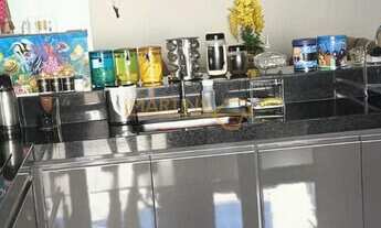 Imagem: Casa à venda no bairro Santa Terezinha