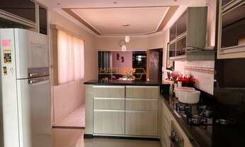 Imagem 3: Casa à venda no bairro Jóquei Clube - Araguari/MG