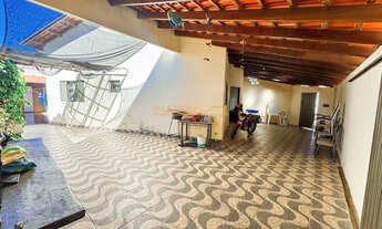 Imagem: Casa à venda no bairro Santiago - Araguari/MG