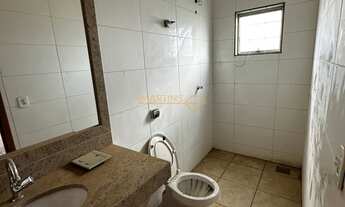 Imagem 7: Imobiliária em Araguari - Sobrado à venda no bairro Centro - Araguari/MG