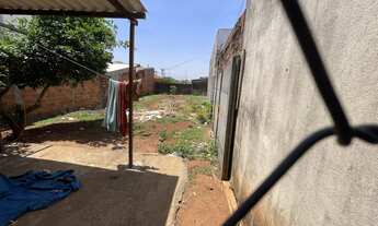 Imagem: Casa à venda no bairro Bosque - Araguari/MG
